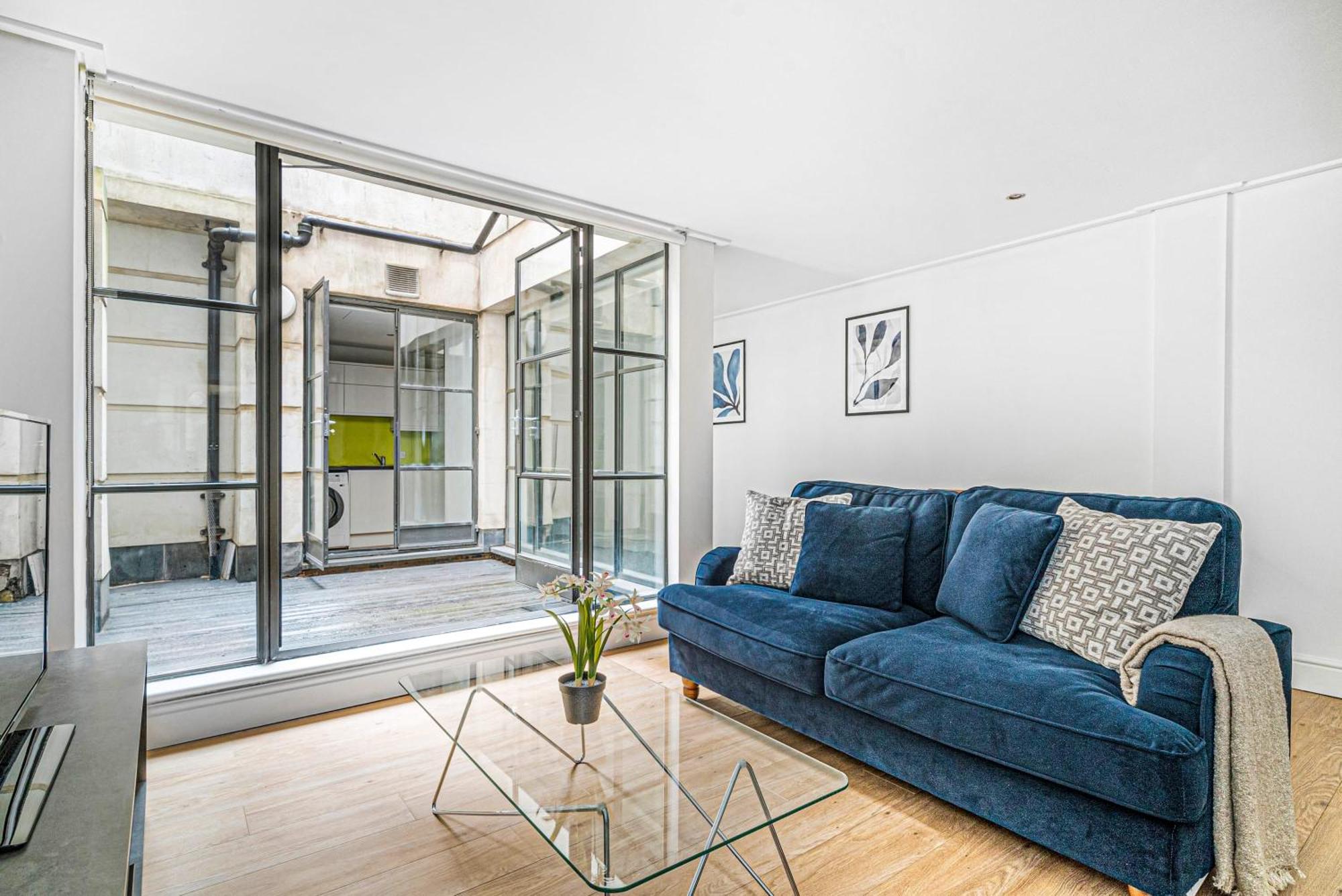 Heart Of Holborn - 2br With Patio - Cityapartmentstay Apartment London